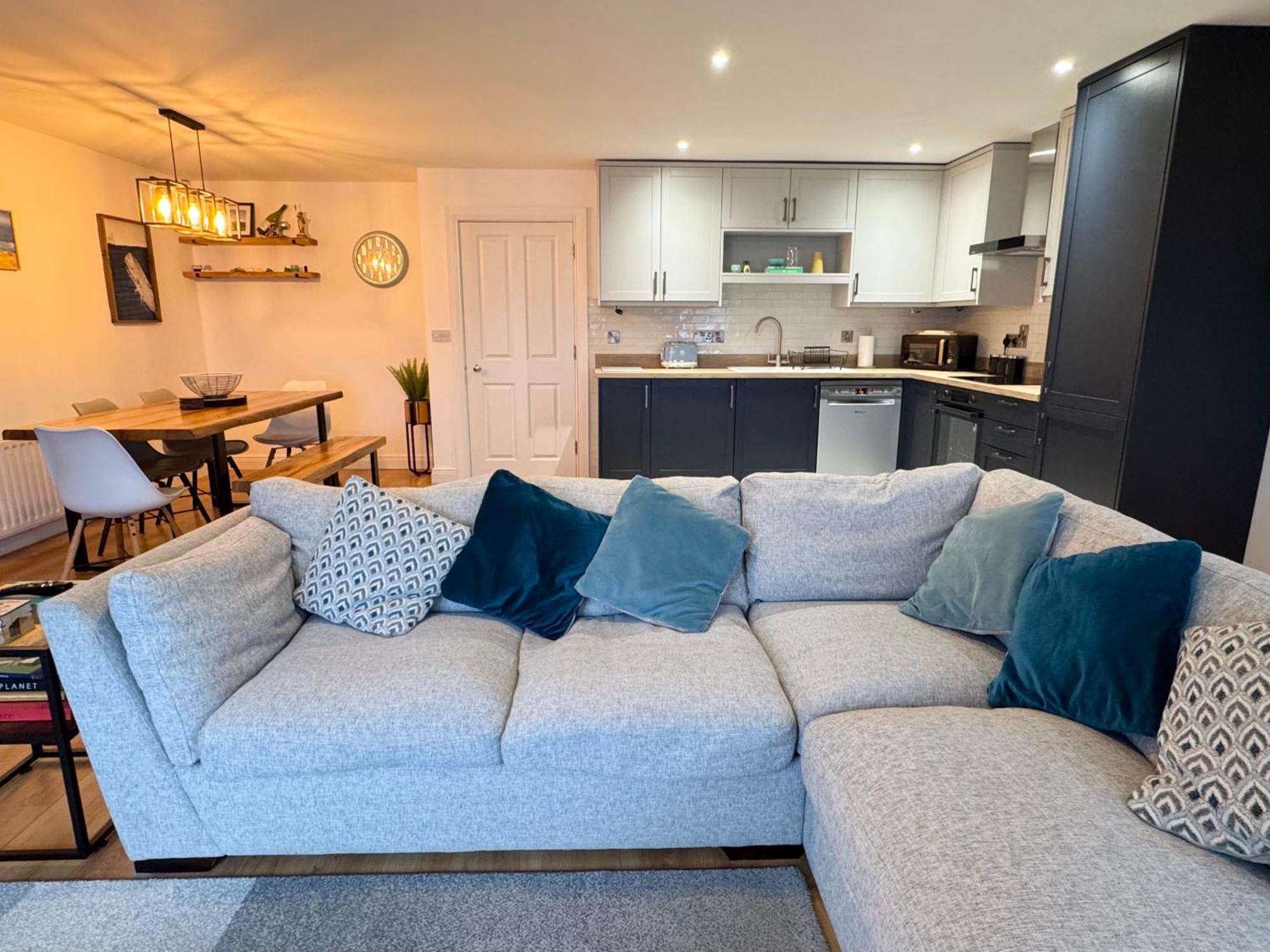 Sound Of The Sea - Penthouse In Portrush Apartman Kültér fotó